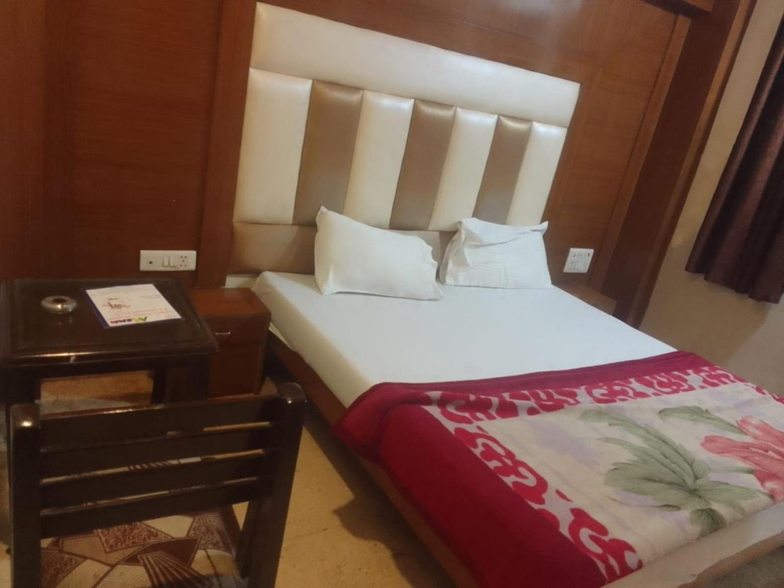 Hotel Noble Inn Nowe Delhi Zewnętrze zdjęcie
